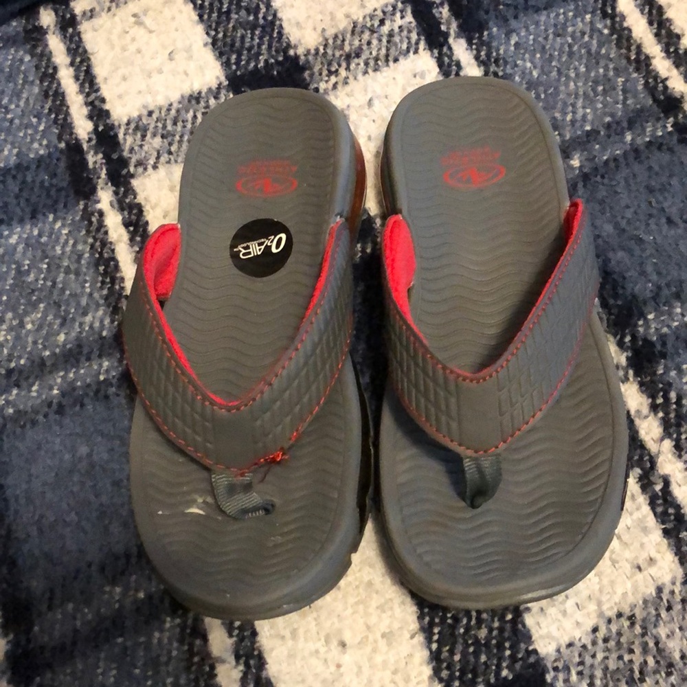 Boys gray sandals